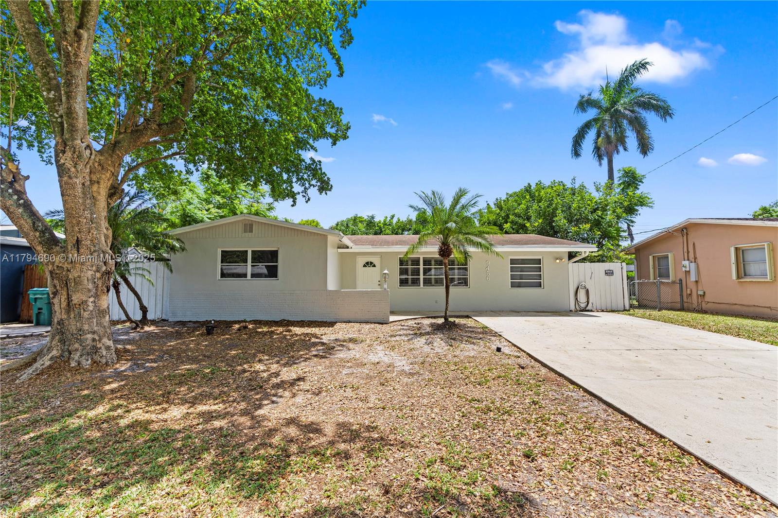 9456 SW 52nd COURT