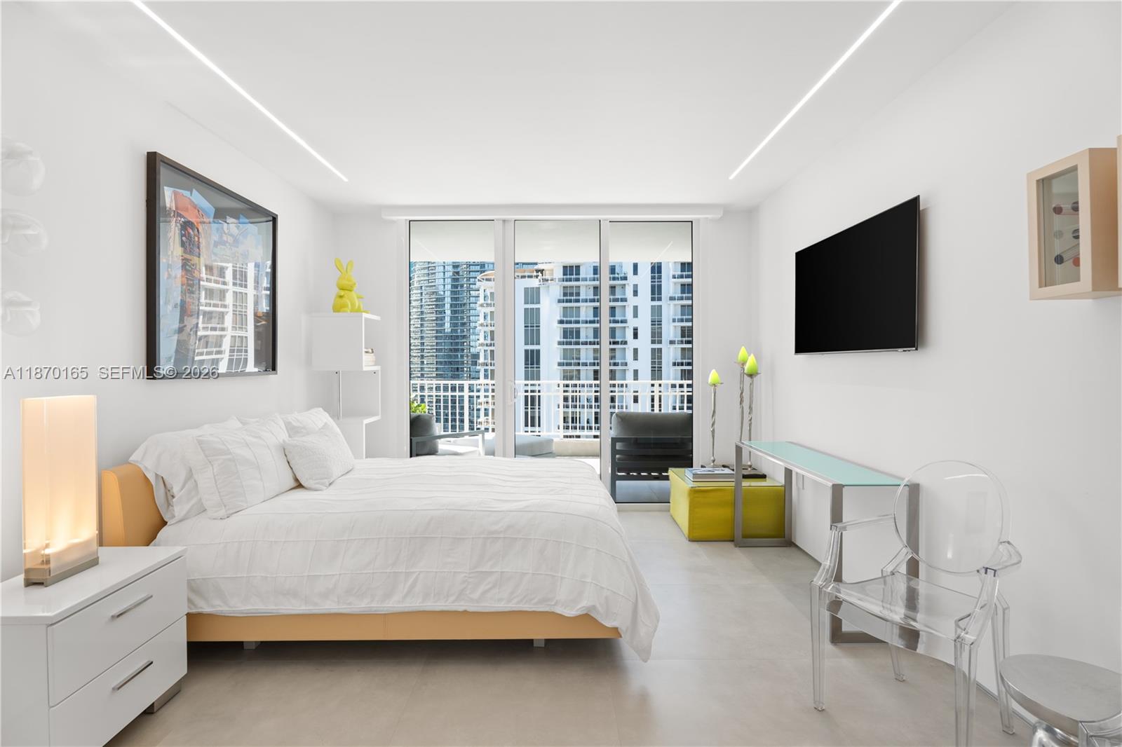 COURTS BRICKELL KEY CONDO - Residential