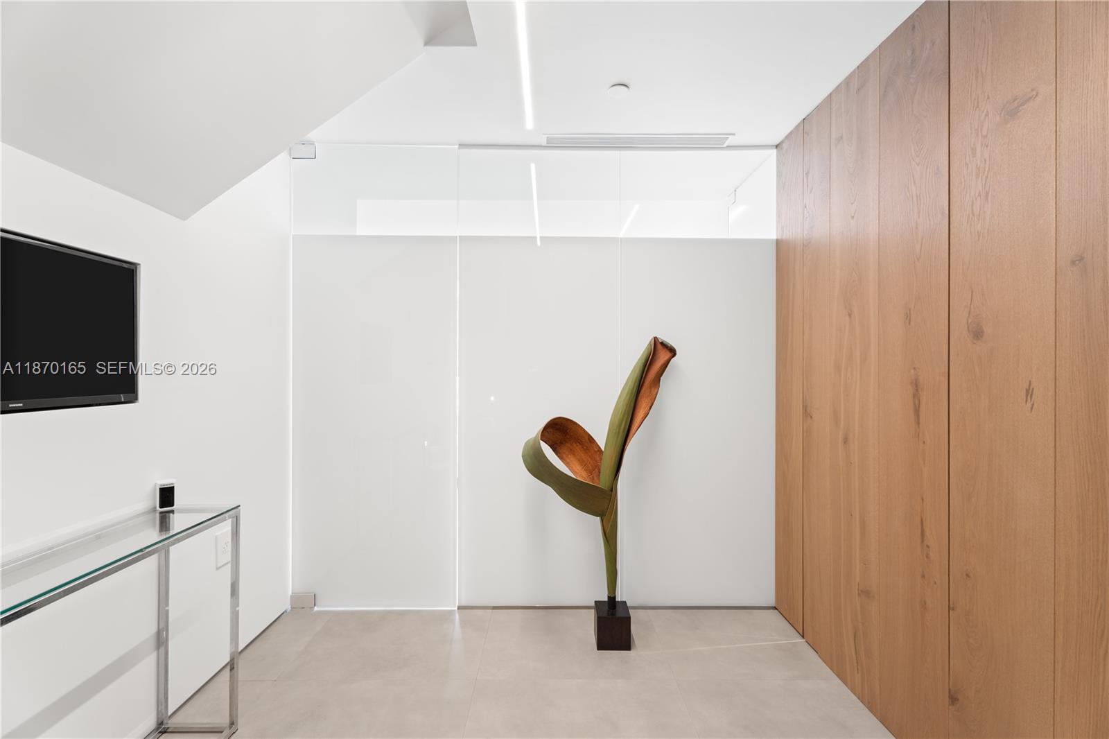 COURTS BRICKELL KEY CONDO - Residential