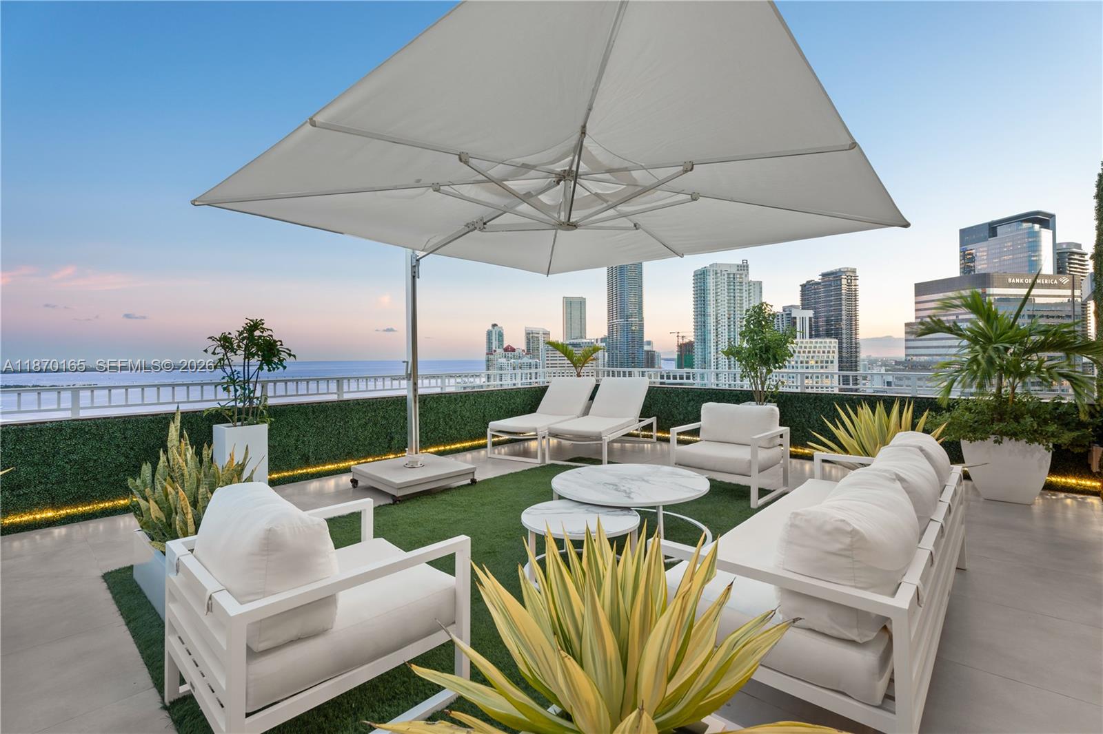 COURTS BRICKELL KEY CONDO - Residential
