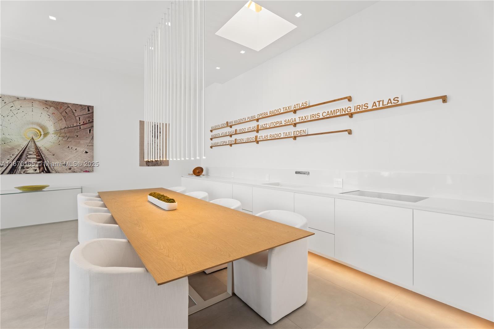 COURTS BRICKELL KEY CONDO - Residential