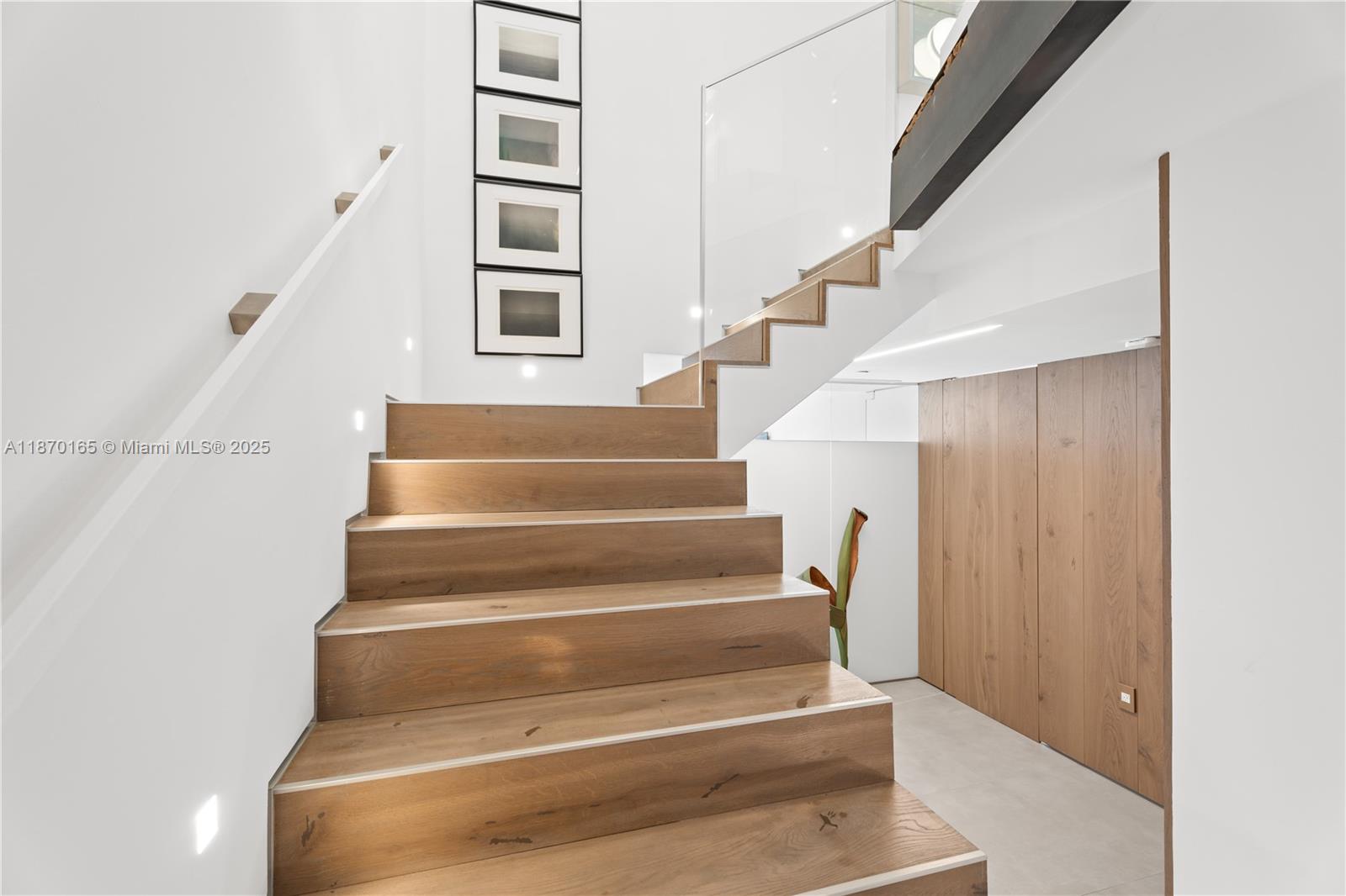 COURTS BRICKELL KEY CONDO - Residential