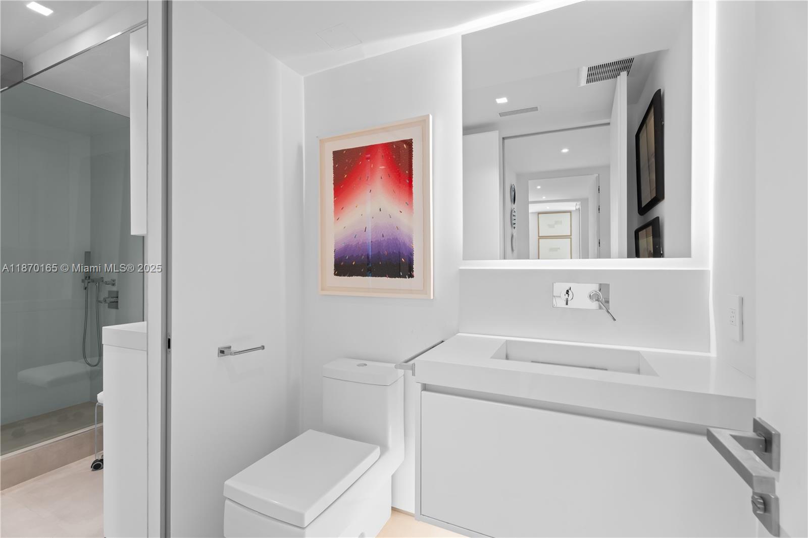 COURTS BRICKELL KEY CONDO - Residential