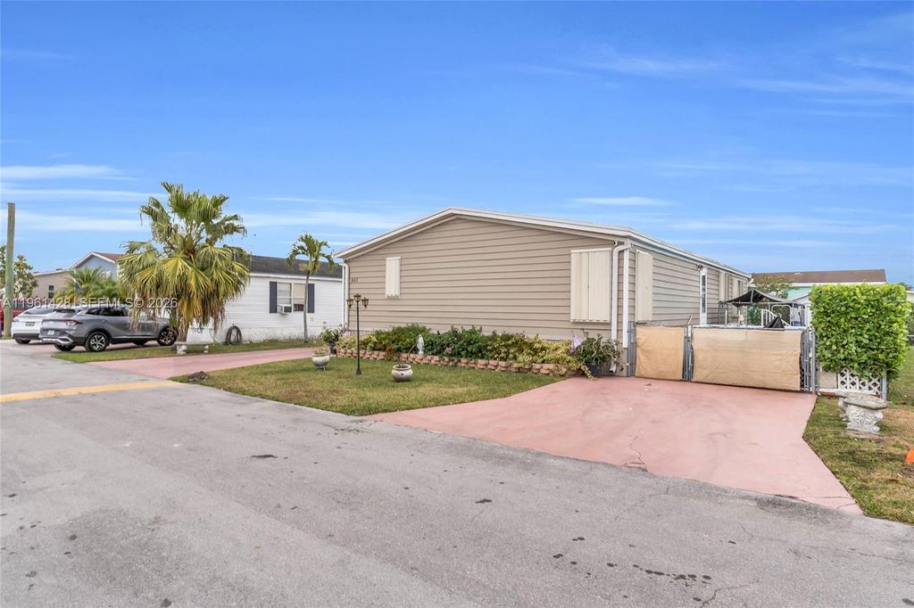 Photo of 19800 SW 180th Ave, Miami, FL 33187 (MLS # A11961428)