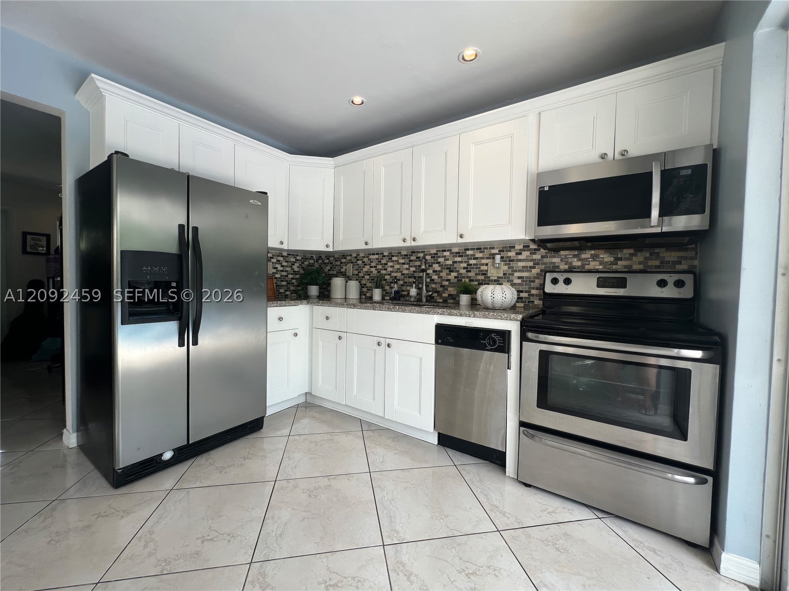 1830 NW 32nd Ct