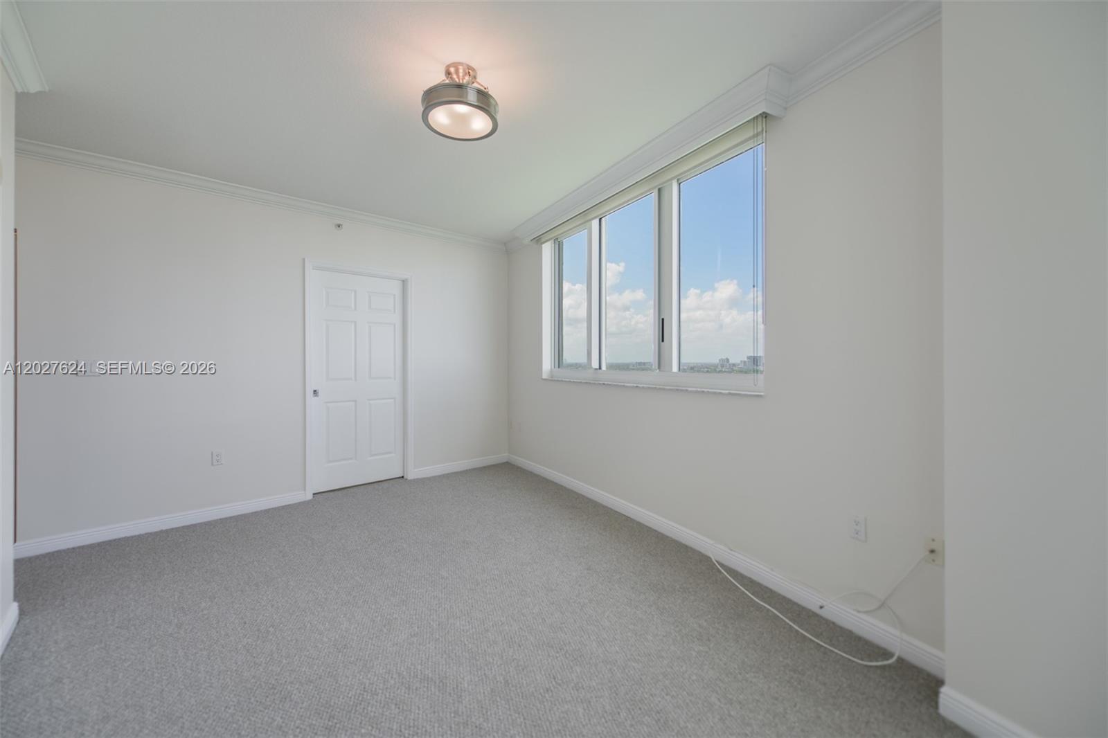DUO CONDOMINIUM WEST - Residential