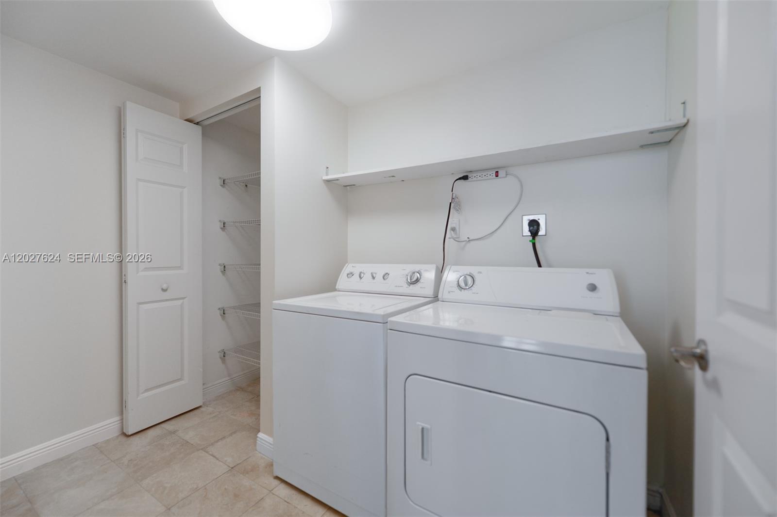 DUO CONDOMINIUM WEST - Residential
