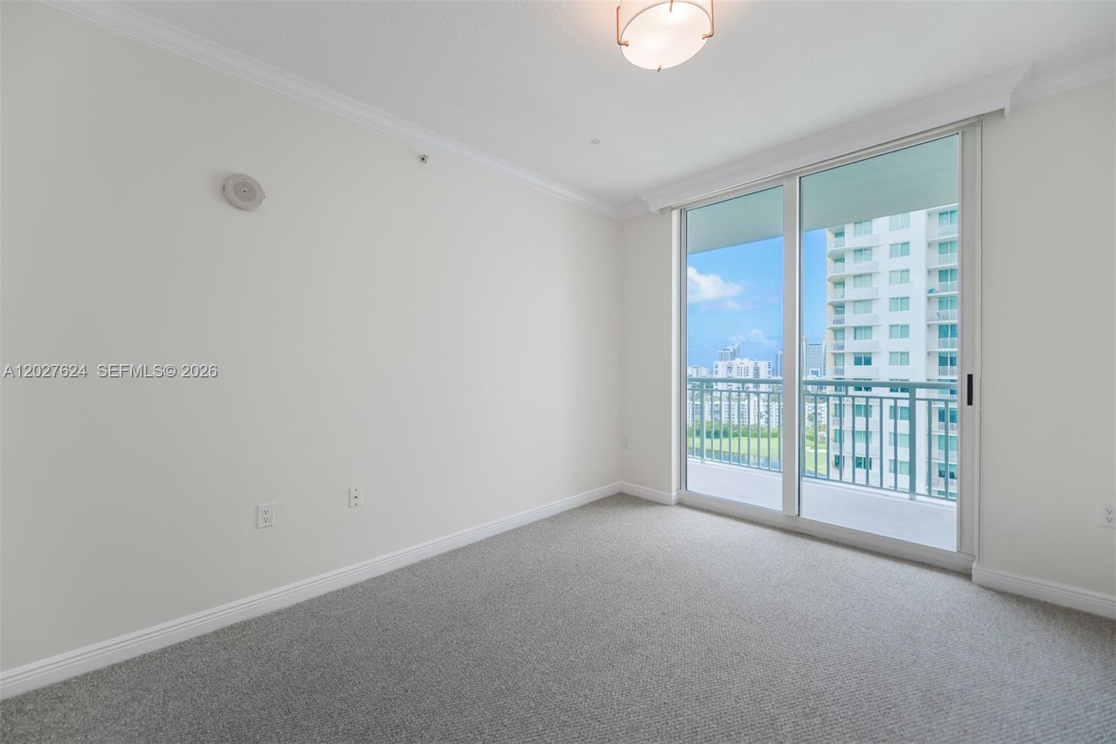 DUO CONDOMINIUM WEST - Residential