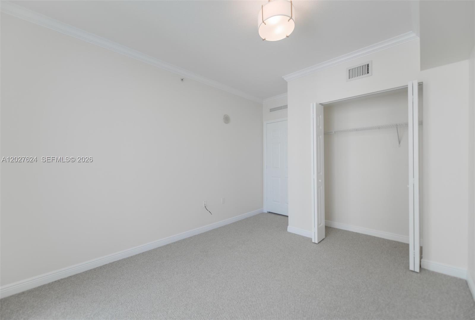 DUO CONDOMINIUM WEST - Residential