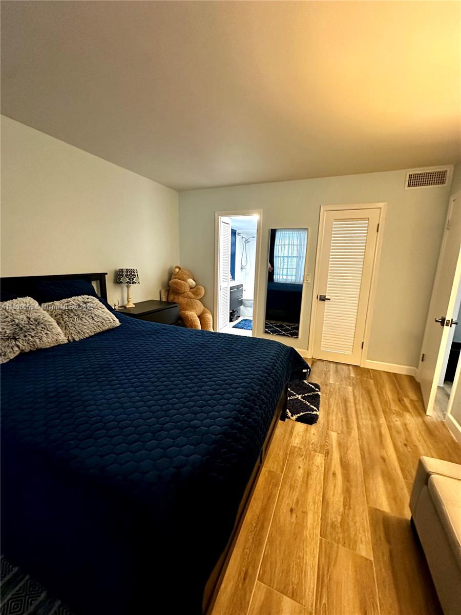 KINGS PARK GARDEN APTS CO - Residential Lease