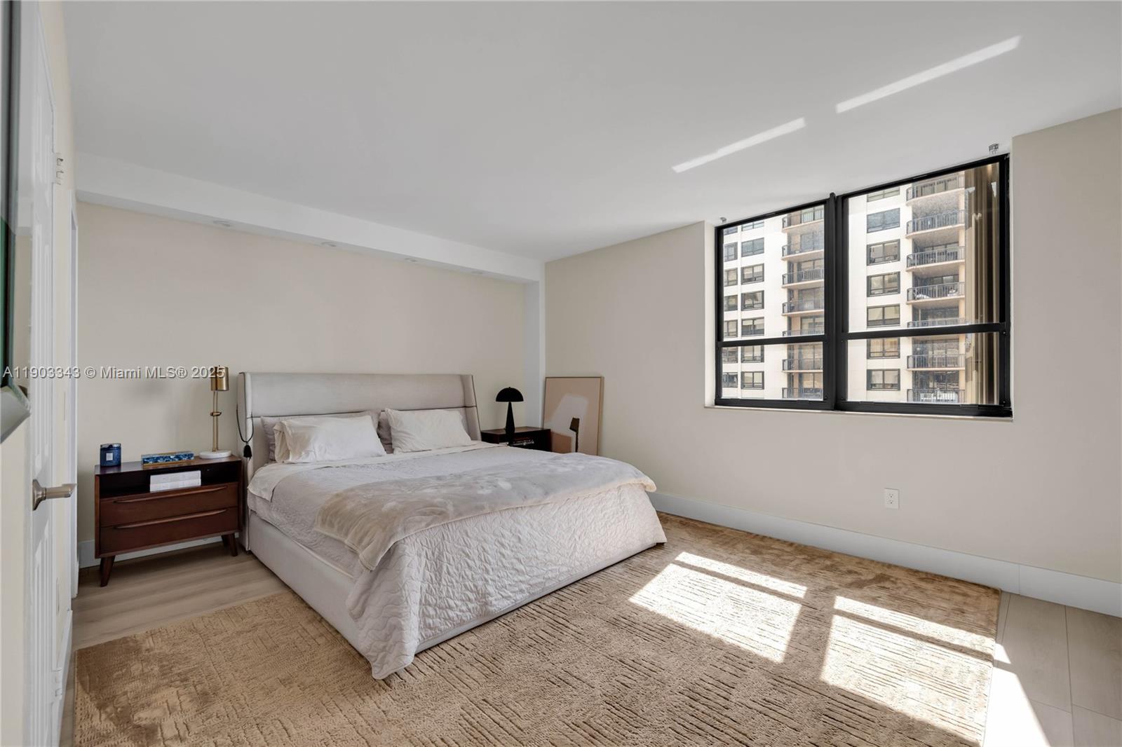 THE PLAZA OF BAL HARBOUR - Residential Lease