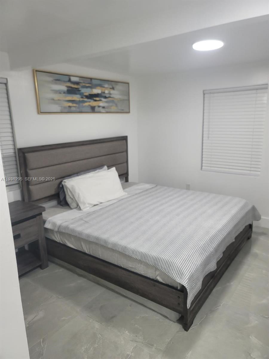 1ST ADDN TO PINEWOOD PARK - Residential Lease