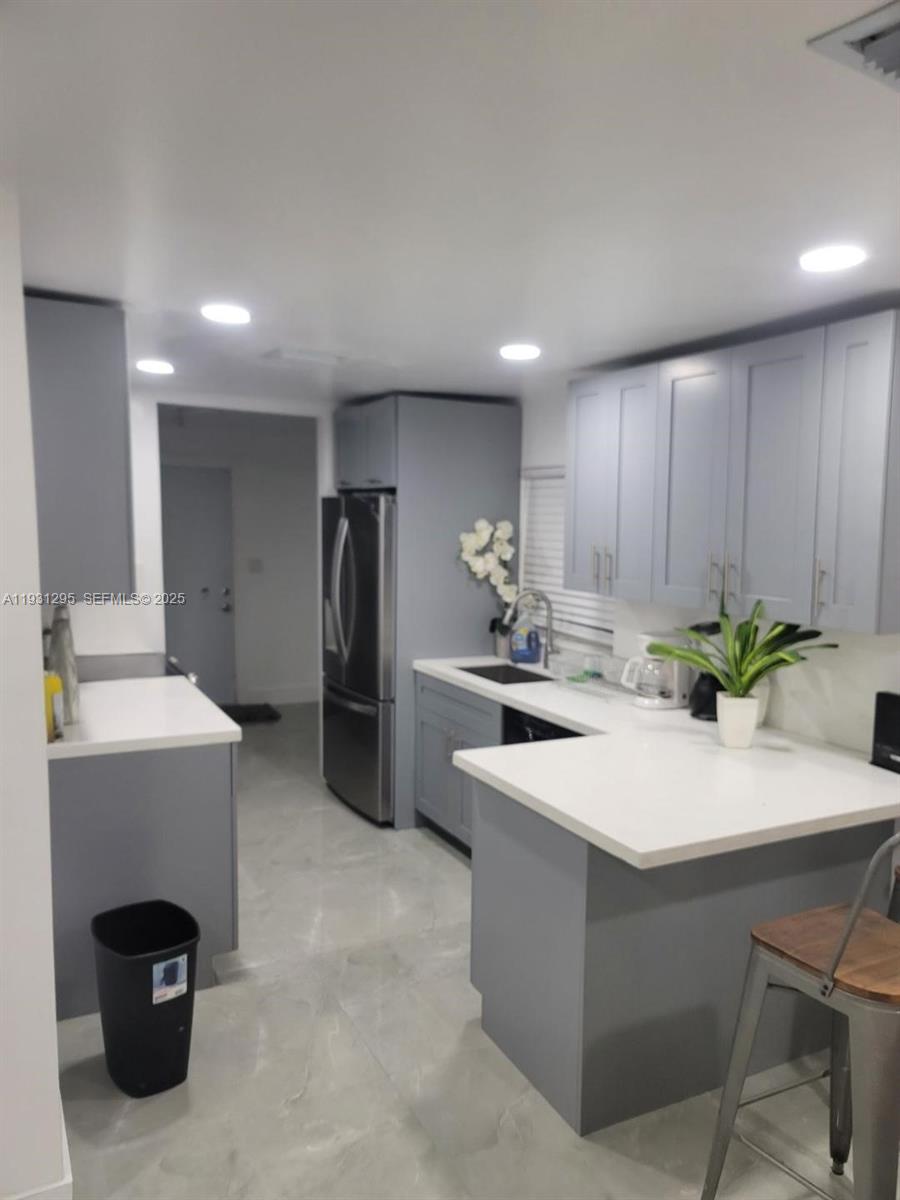 1ST ADDN TO PINEWOOD PARK - Residential Lease