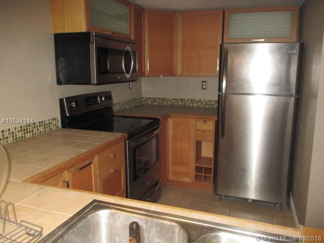 WELLEBY TOWNHOME 1 CONDO - Residential