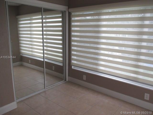 WELLEBY TOWNHOME 1 CONDO - Residential