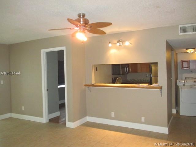 WELLEBY TOWNHOME 1 CONDO - Residential