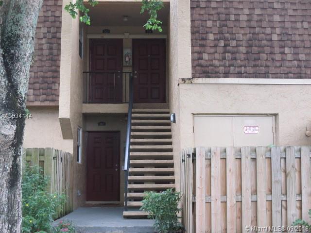 WELLEBY TOWNHOME 1 CONDO - Residential