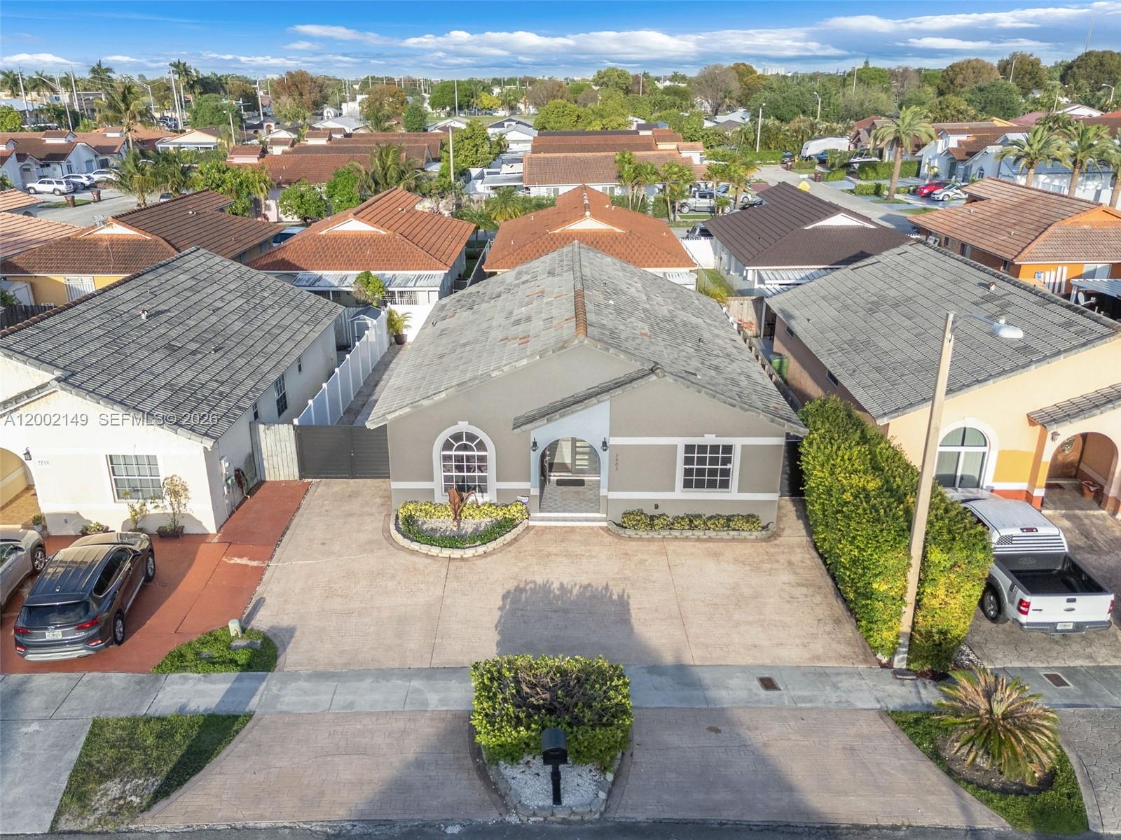 CHRISTYS 3RD ADDN - Residential Lease