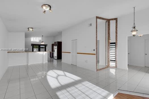 CHRISTYS 3RD ADDN - Residential Lease