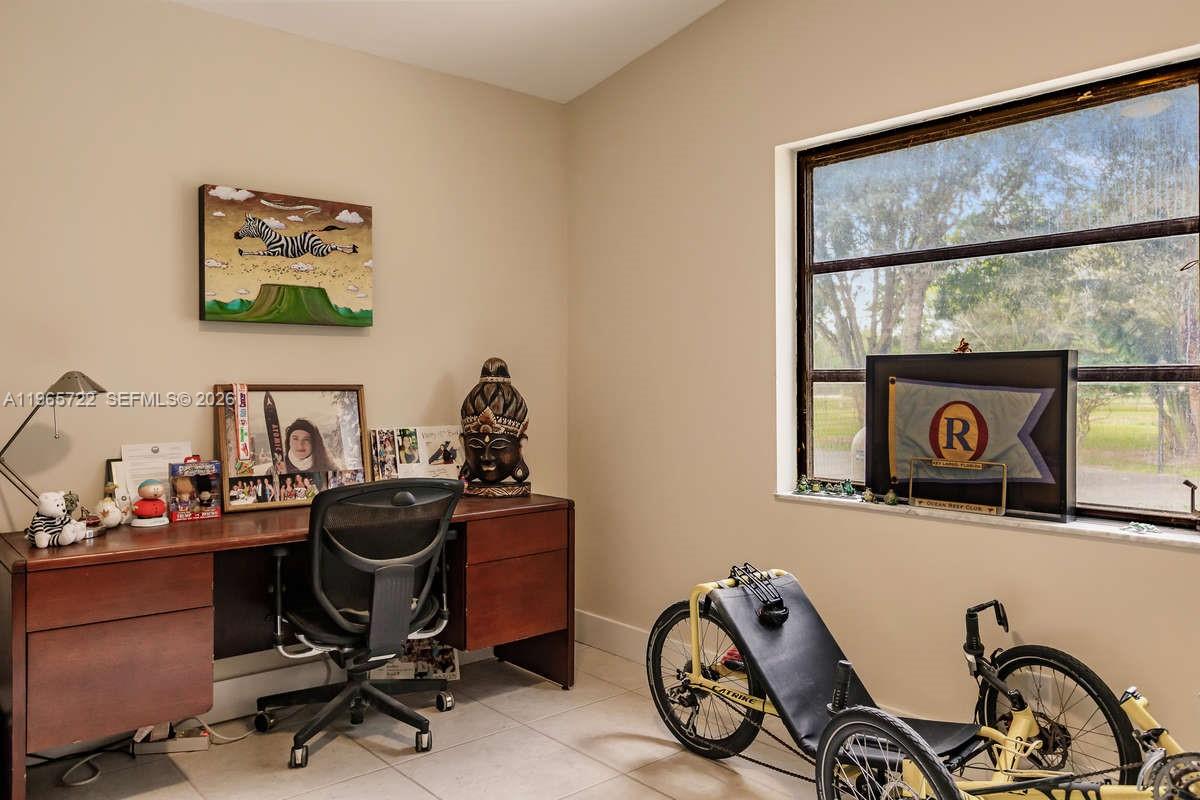 Acreage & Unrec - Residential