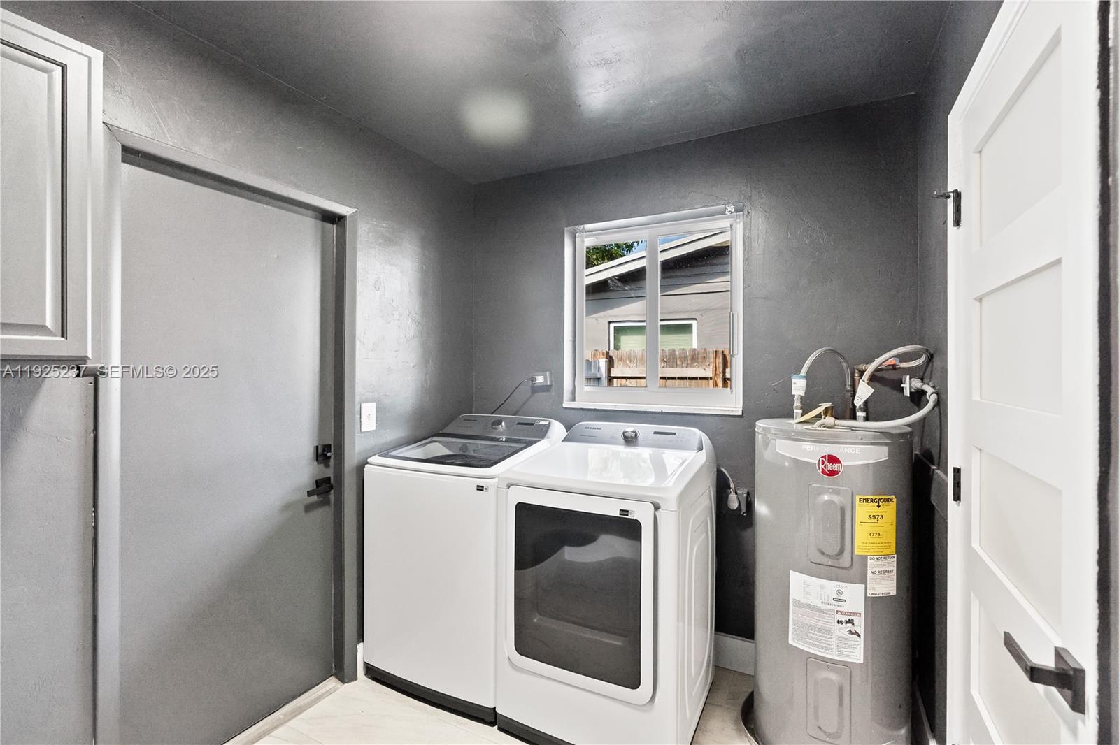 MIDLAND 1ST ADD - Residential