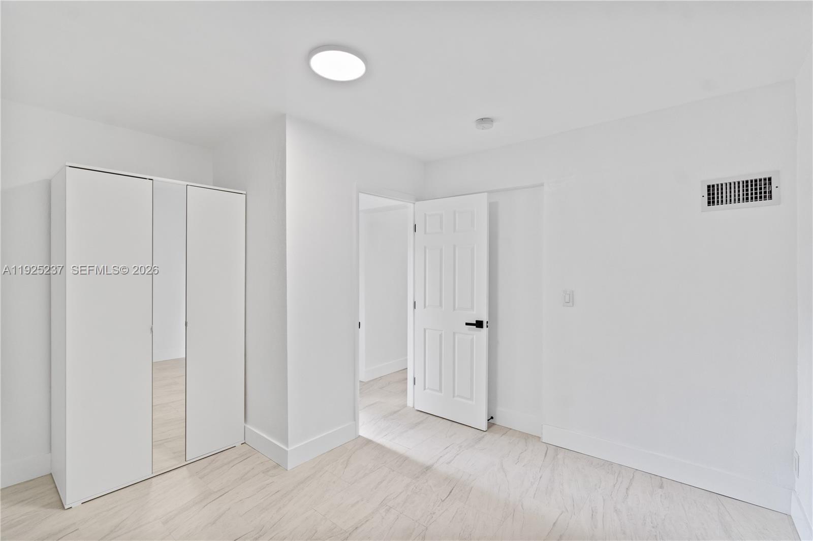 MIDLAND 1ST ADD - Residential