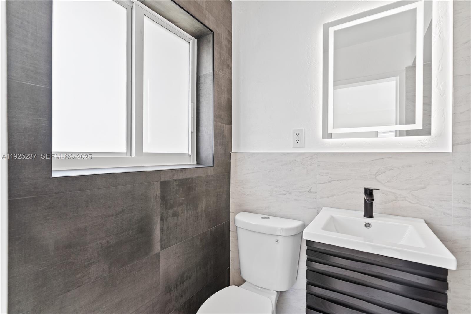 MIDLAND 1ST ADD - Residential