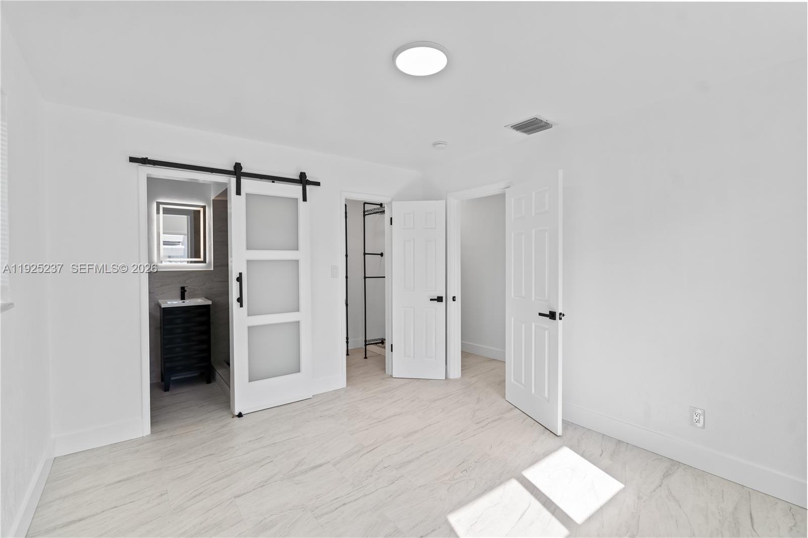 MIDLAND 1ST ADD - Residential