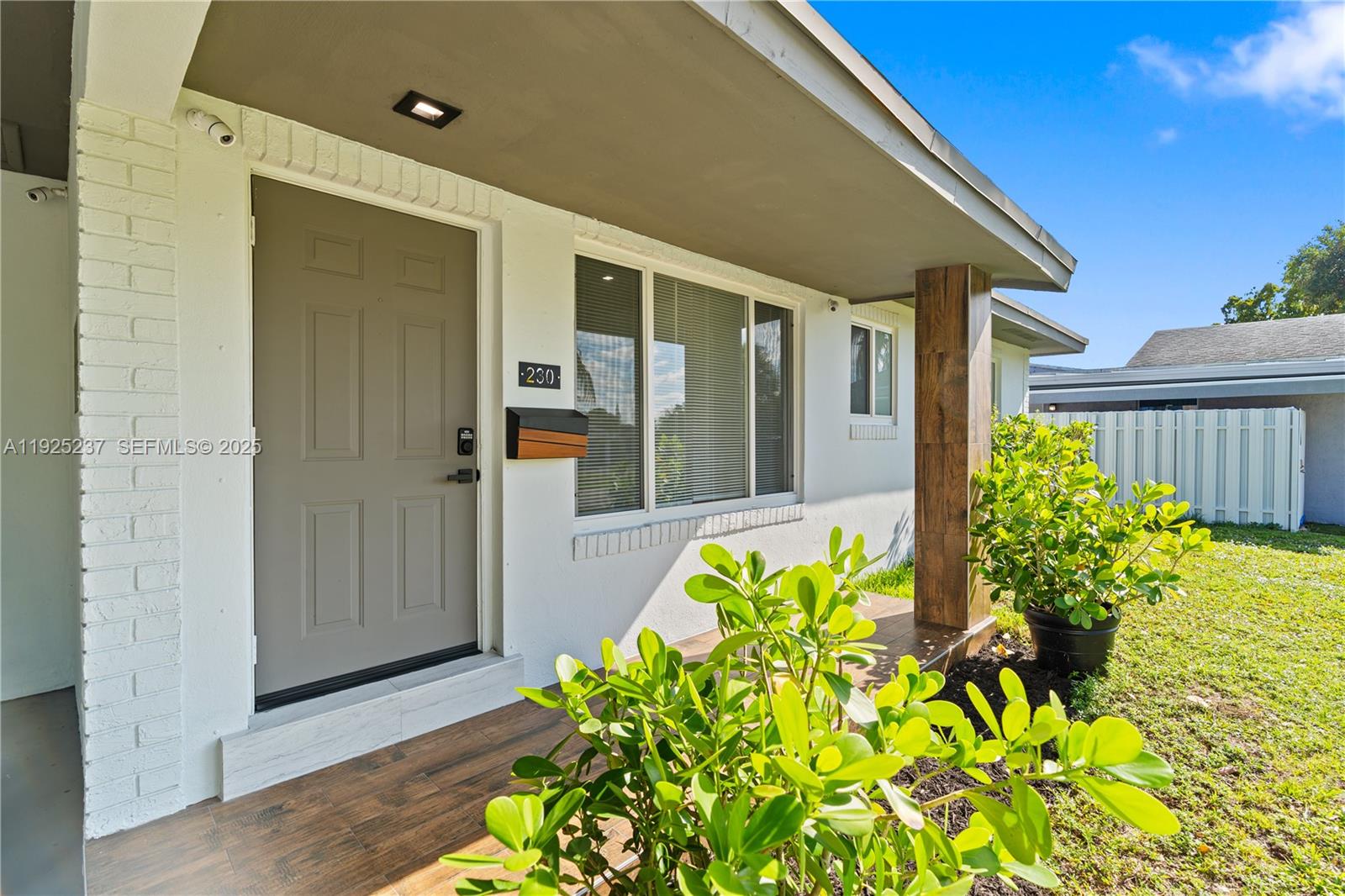 MIDLAND 1ST ADD - Residential