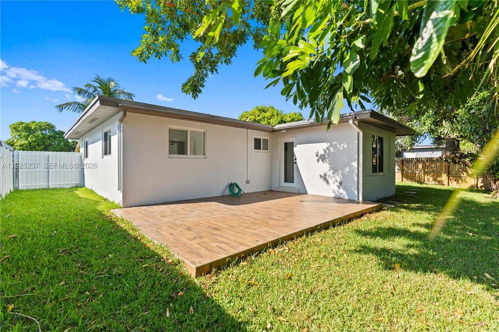 Photo of 230 SW 29th Ave, Fort Lauderdale, FL 33312 (MLS # A11925237)