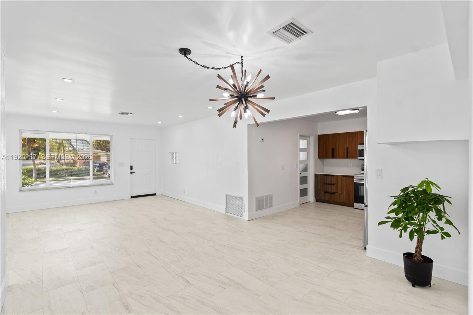 MIDLAND 1ST ADD - Residential