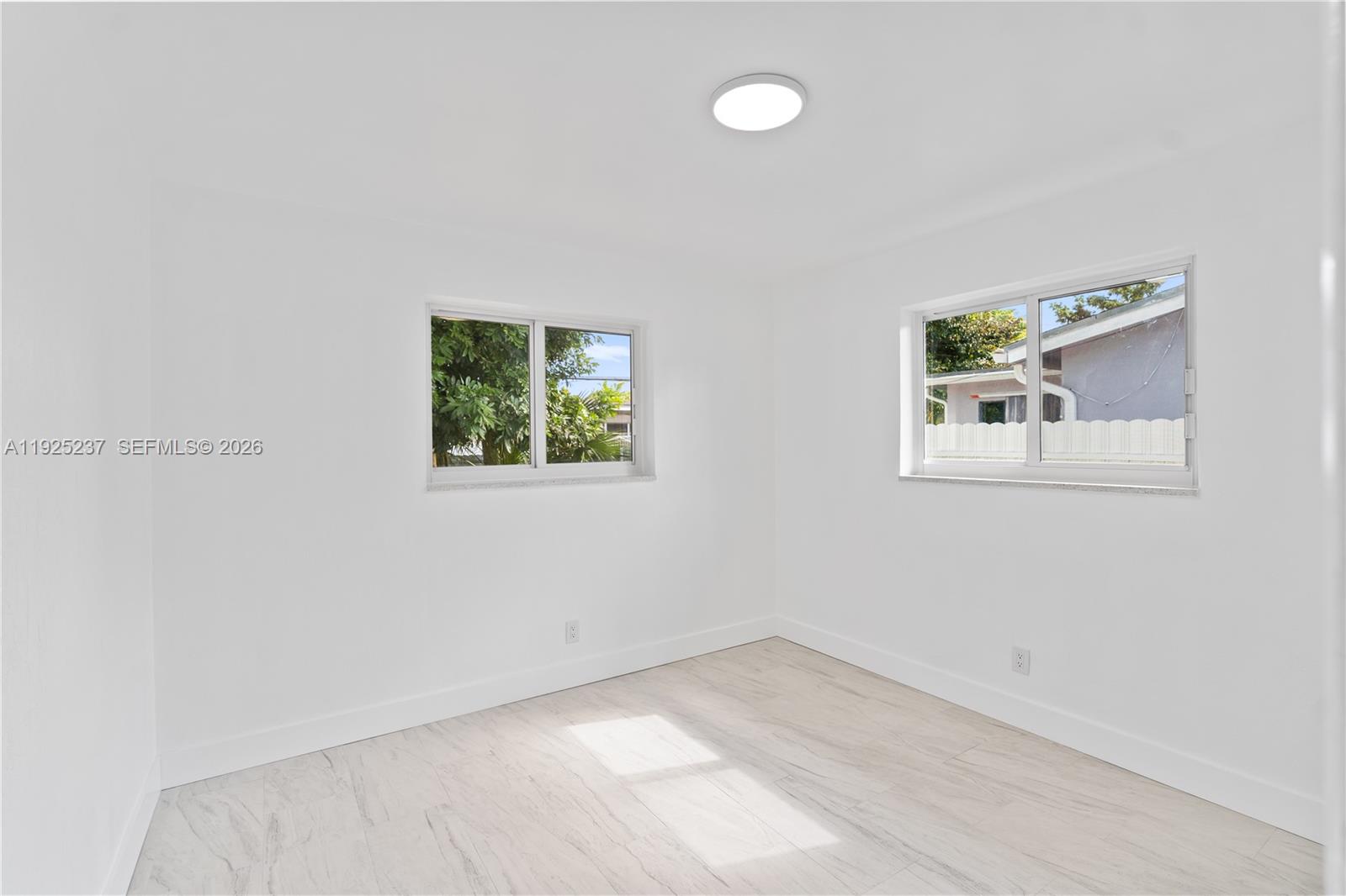 MIDLAND 1ST ADD - Residential