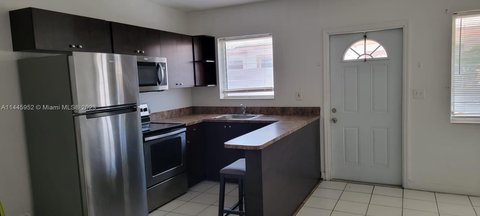Nice 1 bedroom and 1 full bathroom apartment available for rent! The apartment features a living room and kitchen! Great access! Blocks from NE 163rd St to Biscayne Blvd, I-95 and Collins Ave to the beach!
