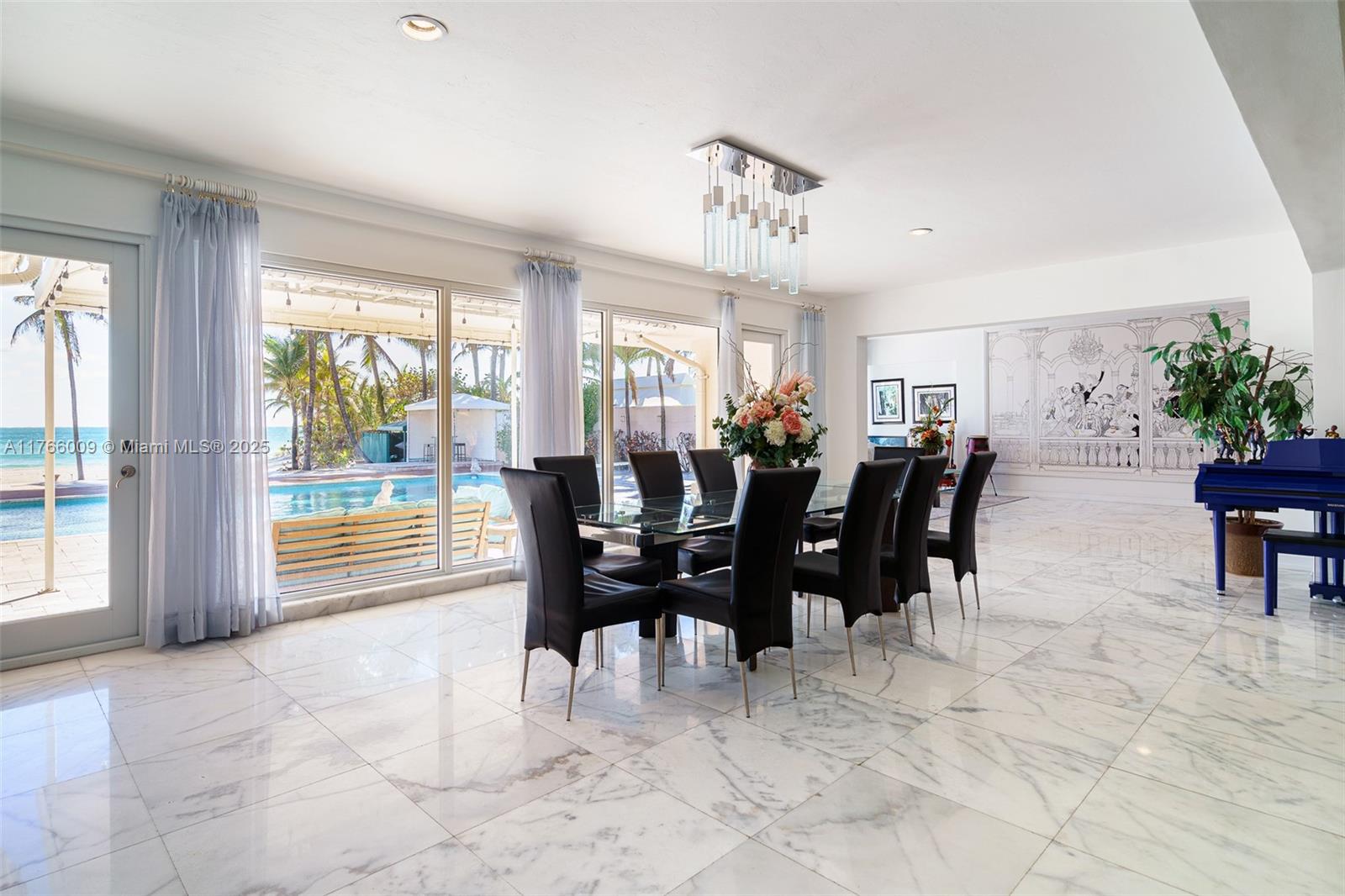 GOLDEN BEACH SEC C - Residential