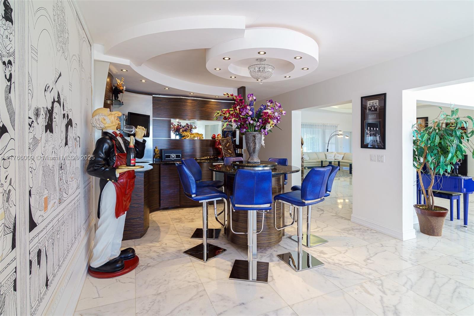 GOLDEN BEACH SEC C - Residential