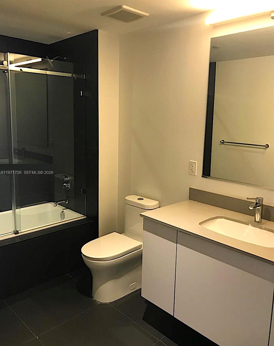 CANVAS CONDO - Residential Lease