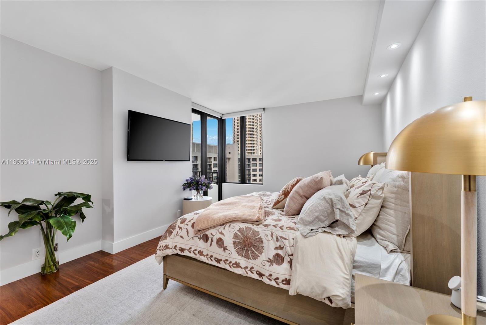 BRICKELL KEY ONE CONDO - Residential Lease