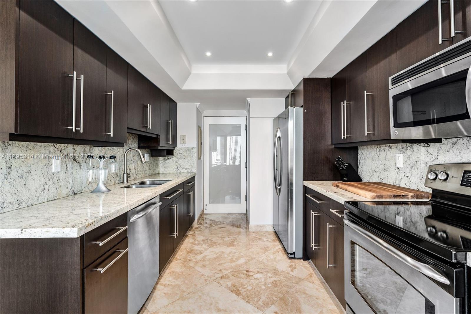 BRICKELL KEY ONE CONDO - Residential Lease