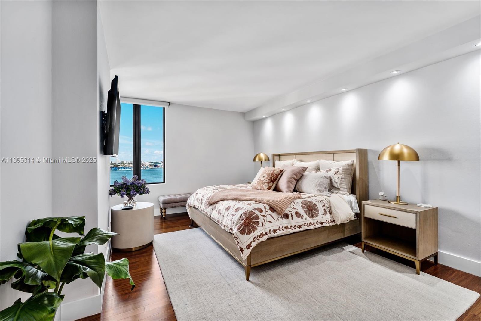 BRICKELL KEY ONE CONDO - Residential Lease