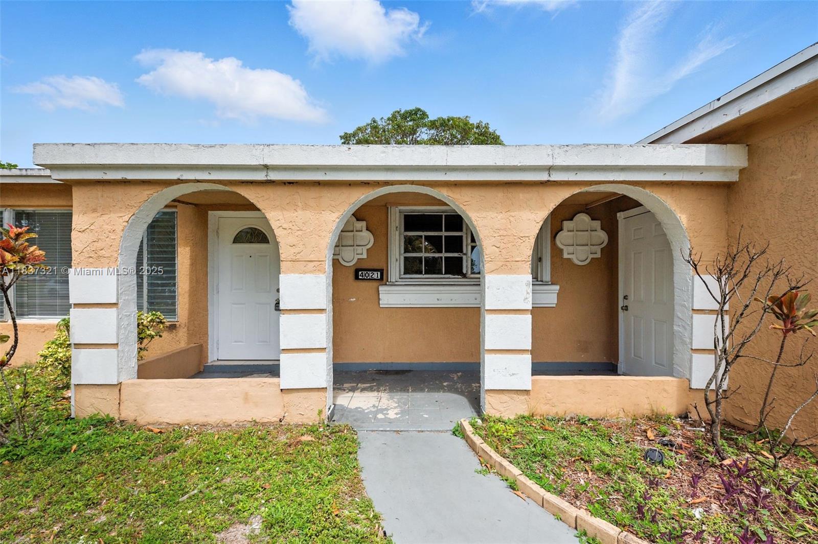 4021 NW 7th Ave, Deerfield Beach, FL, 33064/$451,000 3 4021 NW 7th Ave