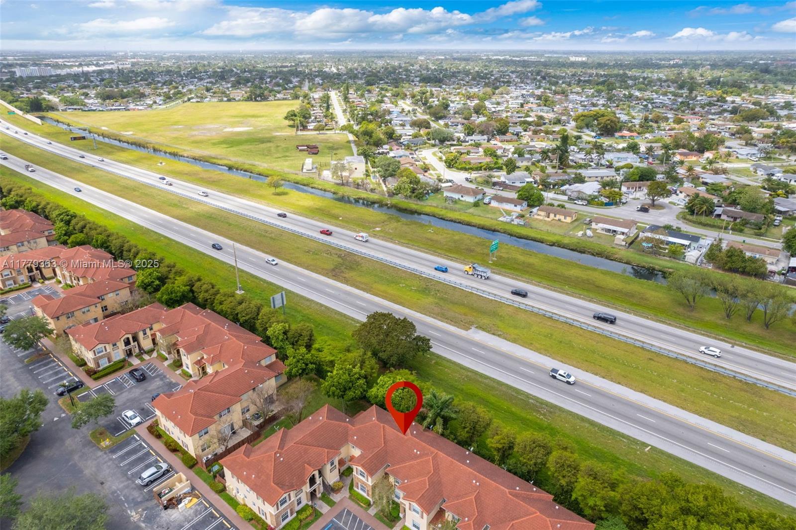 VILLAS AT CARMEL CONDO NO - Residential