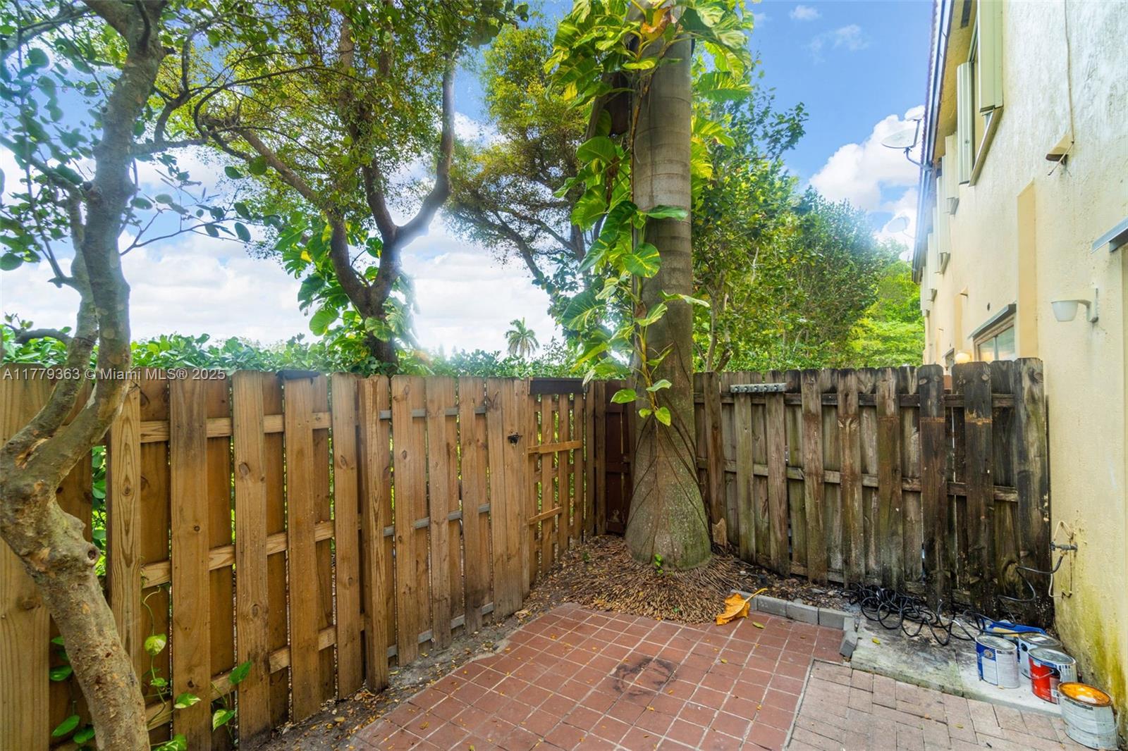 VILLAS AT CARMEL CONDO NO - Residential