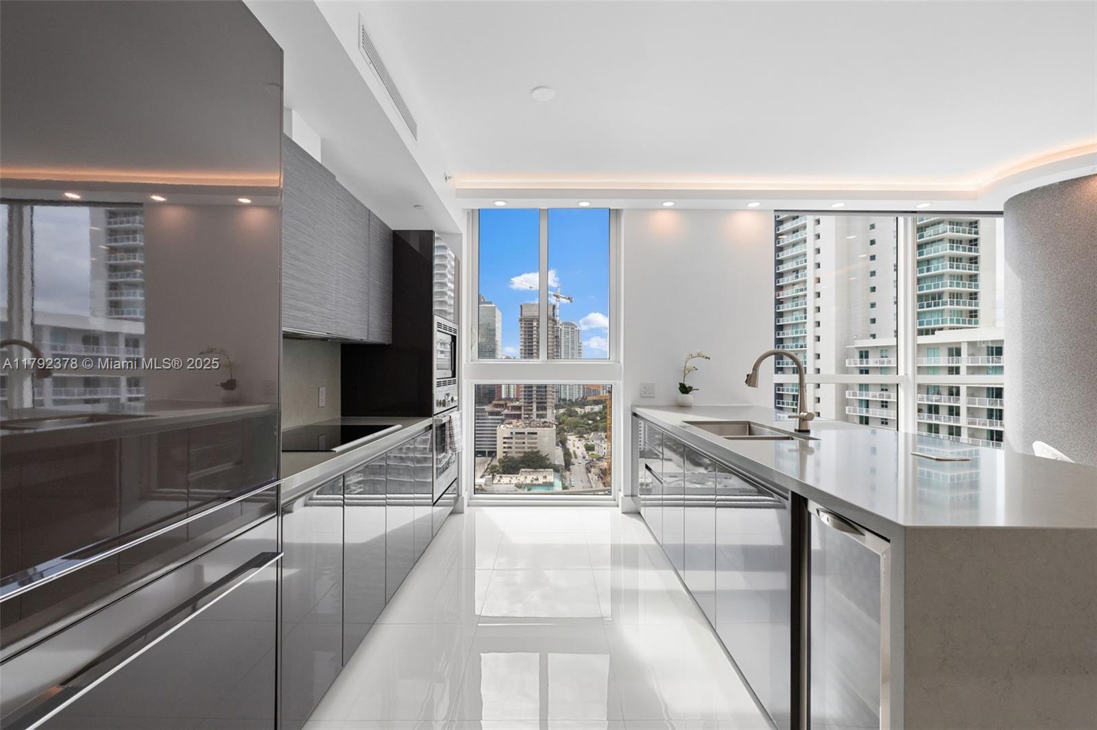 THE BONDO (1080 BRICKELL) - Residential
