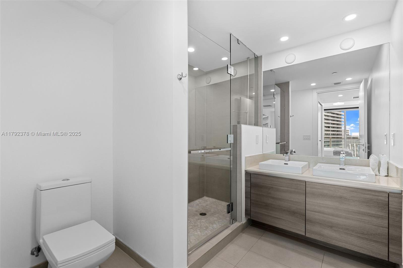 THE BONDO (1080 BRICKELL) - Residential