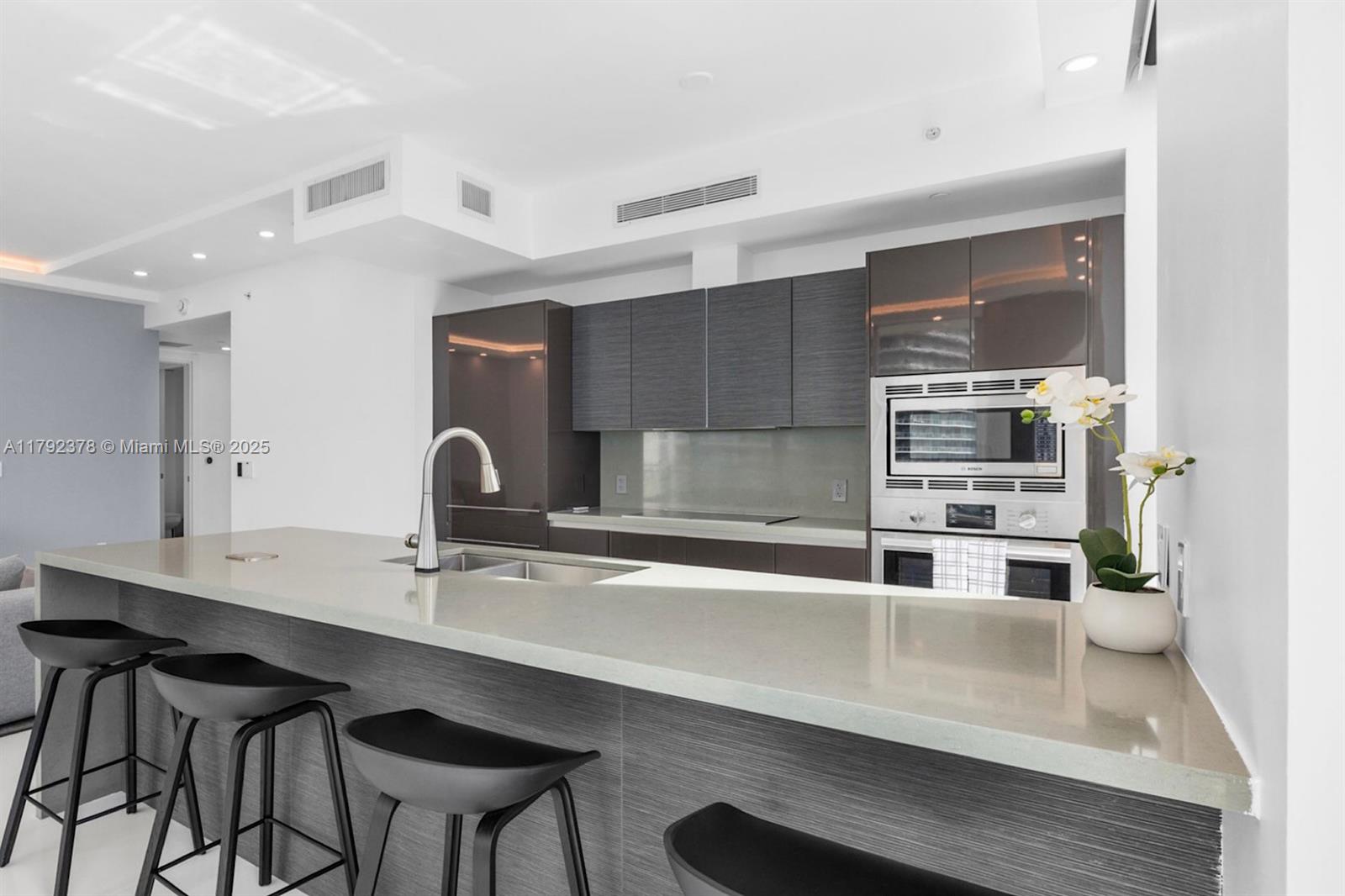THE BONDO (1080 BRICKELL) - Residential
