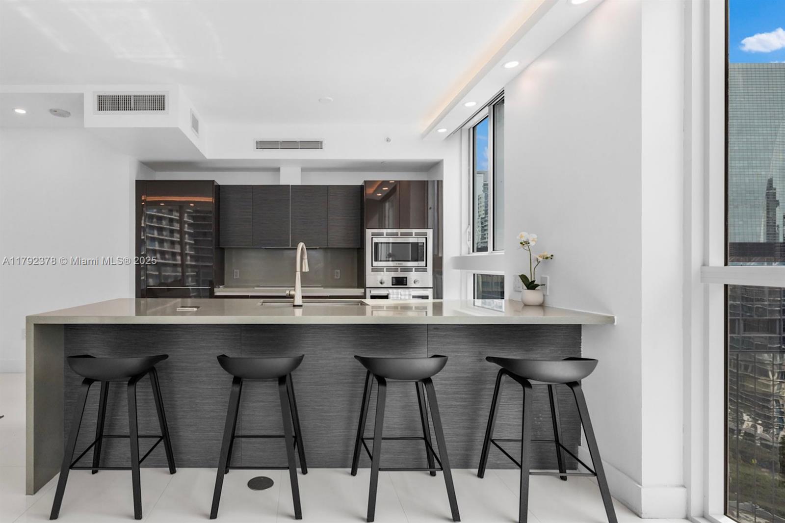 THE BONDO (1080 BRICKELL) - Residential