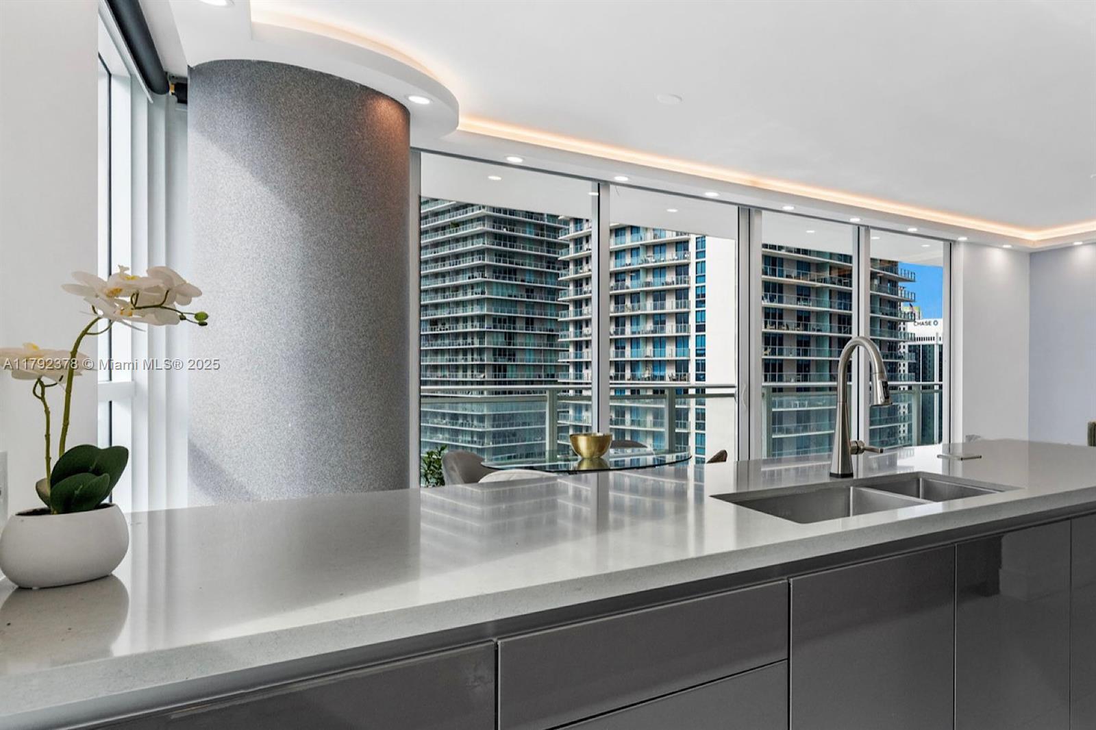 THE BONDO (1080 BRICKELL) - Residential