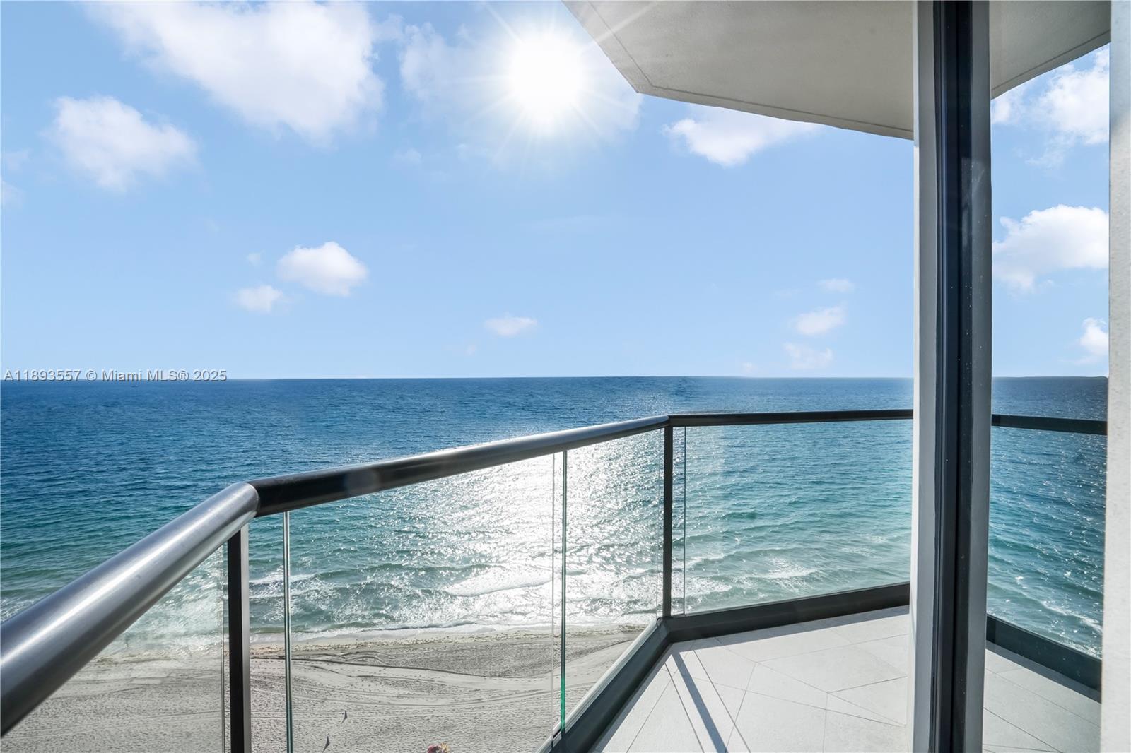 CRITERION CONDO - Residential
