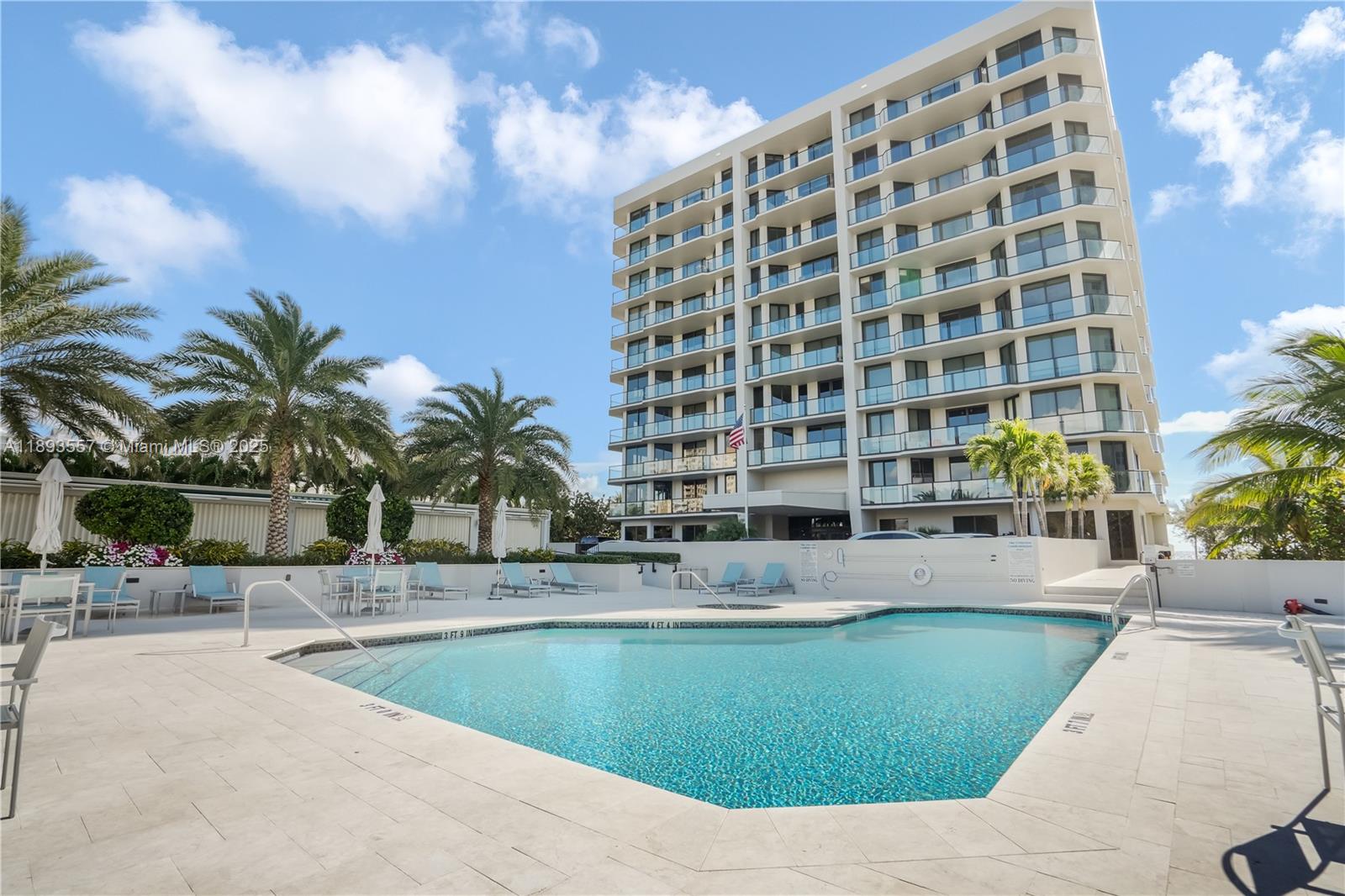 CRITERION CONDO - Residential
