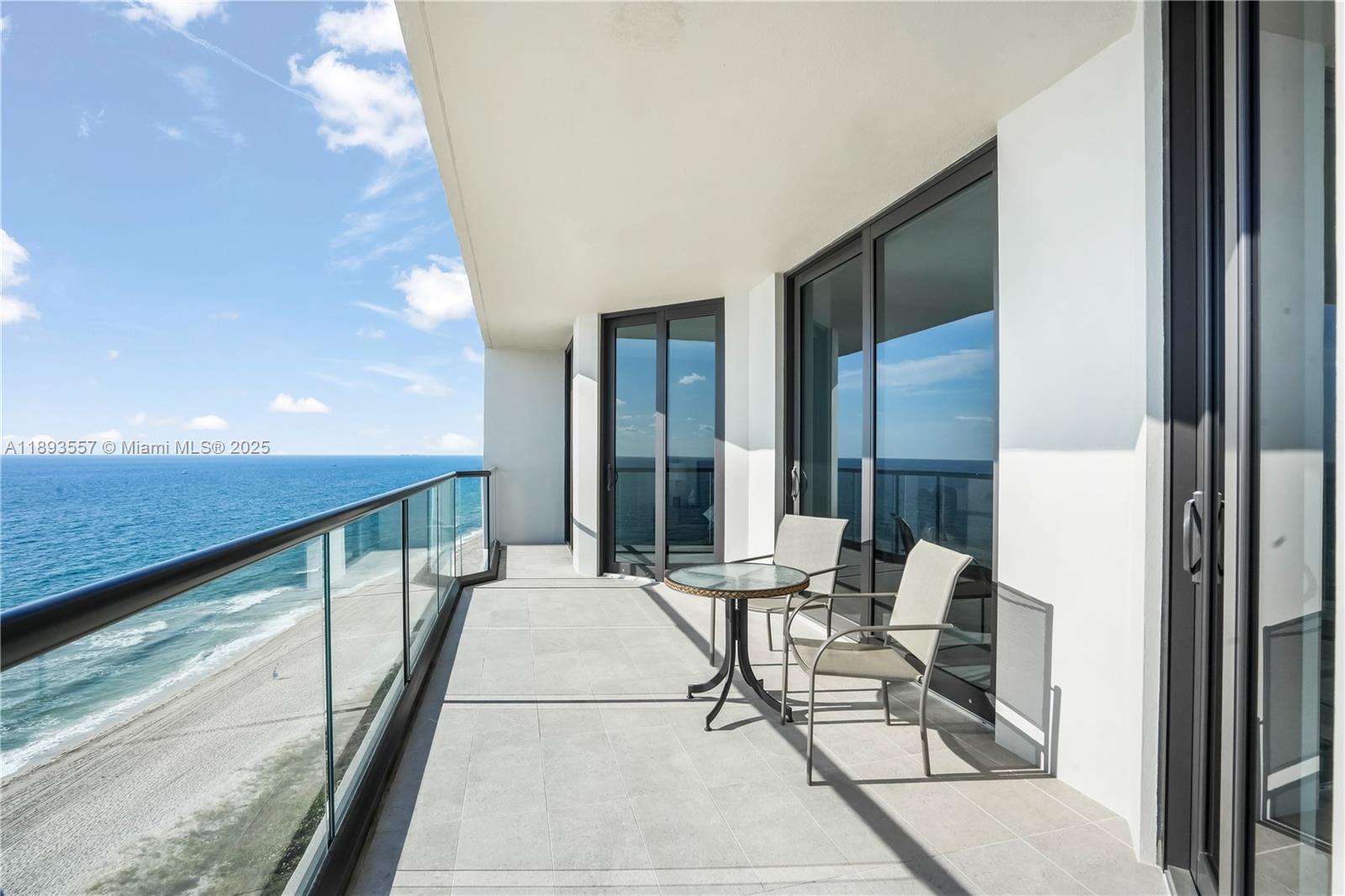 CRITERION CONDO - Residential